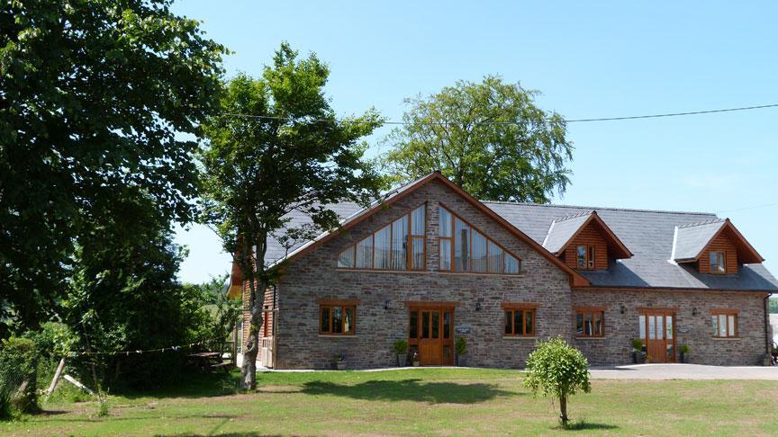 Llety Llyn Y Fan Villa Cray Exterior photo